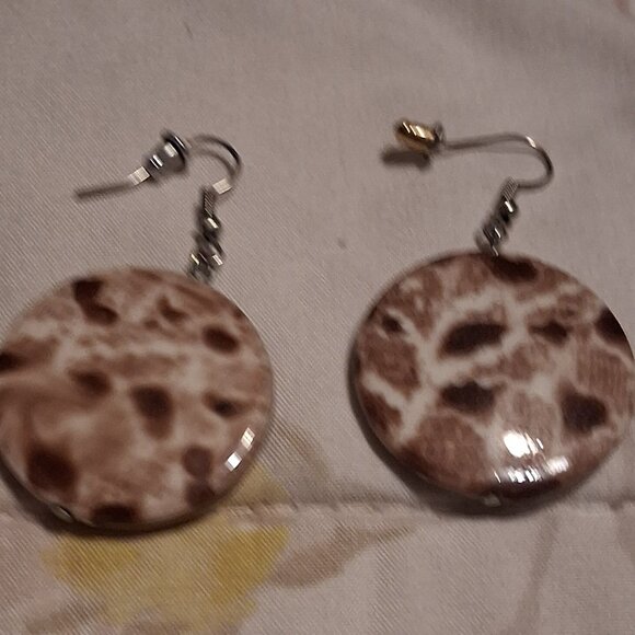 VINTAGE EARRINGS - Picture 1 of 1